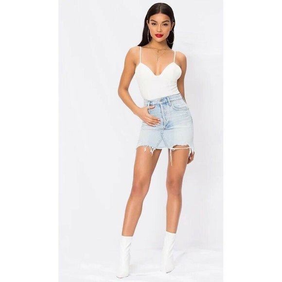 superdown Rocky Denim Bodysuit White Denim Back Zipper Revolve XS NWT $48 - Picture 2 of 7